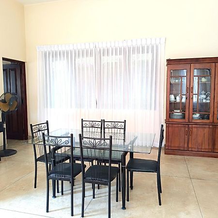 Appartamento Shalom Peradeniya Esterno foto